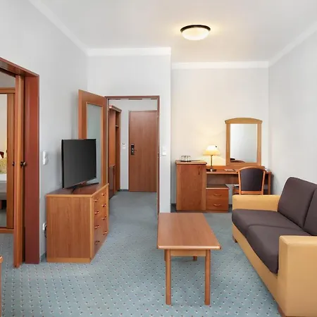 ホテル Karos ザラカロシュ