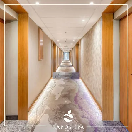 Karos Ξενοδοχείο