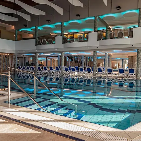 Karos 4* ザラカロシュ