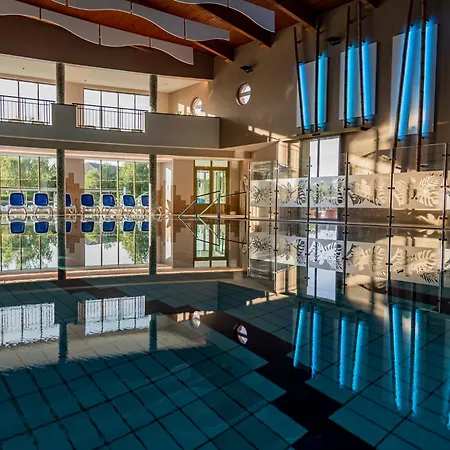 Karos ザラカロシュ