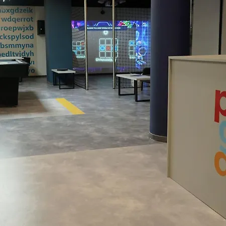 Karos ザラカロシュ