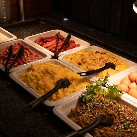 Karos Ξενοδοχείο