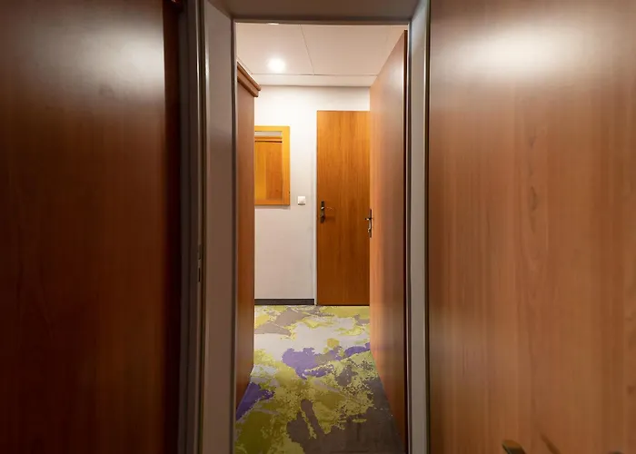 Karos Ξενοδοχείο 4*