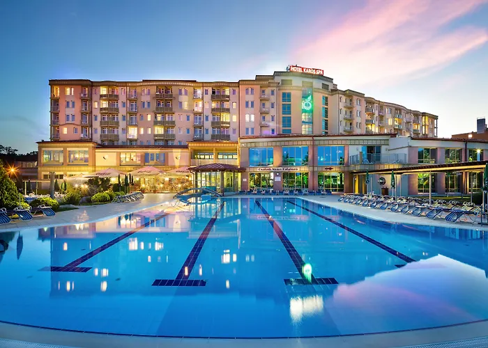 Karos Hotell